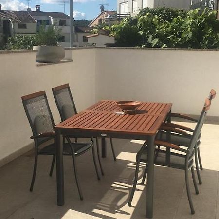 Apartment Lana Vrsar Exterior foto